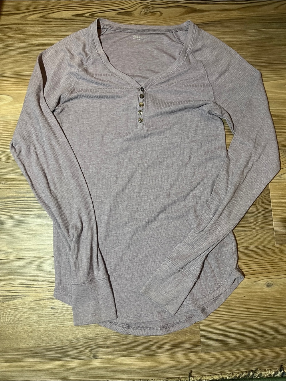 Gap Body Long Sleeve Henley Top in Dusty Mauve/lavender